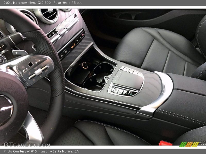 Polar White / Black 2021 Mercedes-Benz GLC 300