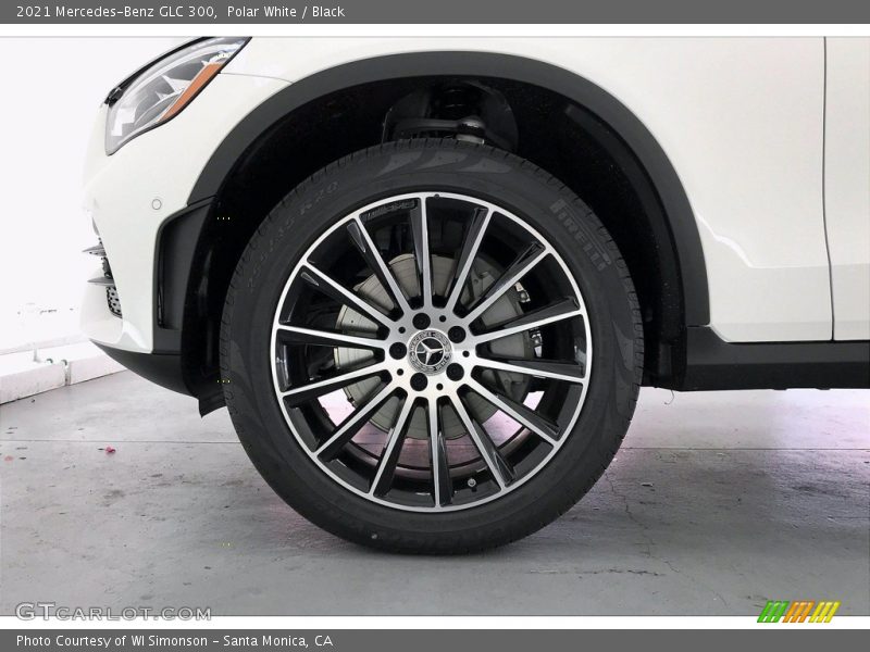 Polar White / Black 2021 Mercedes-Benz GLC 300