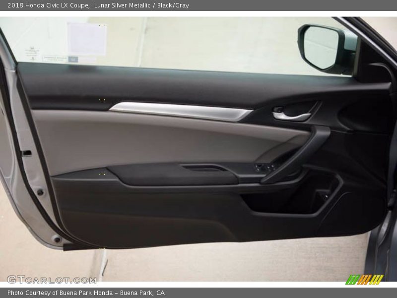 Lunar Silver Metallic / Black/Gray 2018 Honda Civic LX Coupe