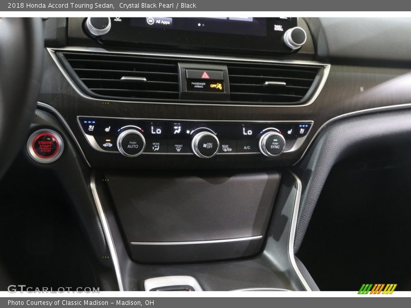 Crystal Black Pearl / Black 2018 Honda Accord Touring Sedan