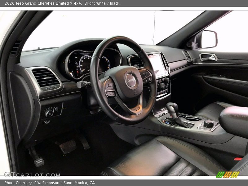 Front Seat of 2020 Grand Cherokee Limited X 4x4