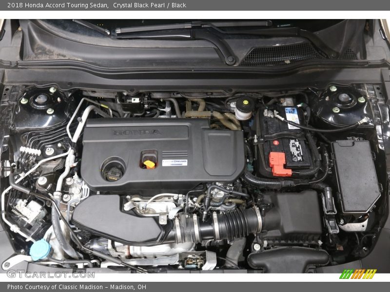Crystal Black Pearl / Black 2018 Honda Accord Touring Sedan