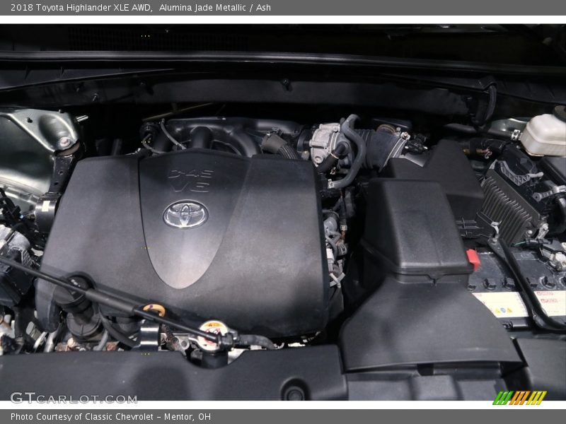 Alumina Jade Metallic / Ash 2018 Toyota Highlander XLE AWD
