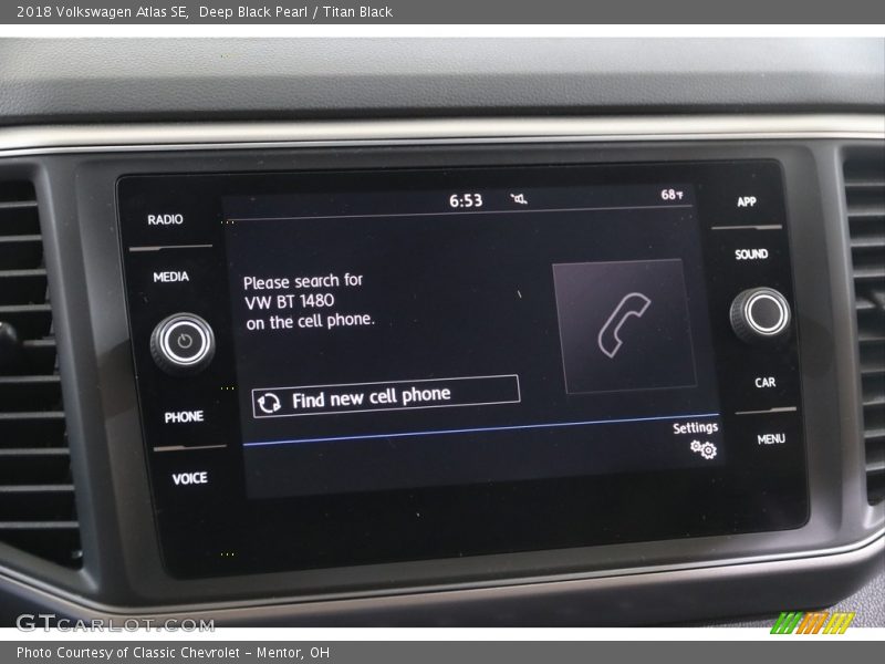 Deep Black Pearl / Titan Black 2018 Volkswagen Atlas SE