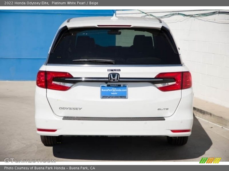 Platinum White Pearl / Beige 2022 Honda Odyssey Elite