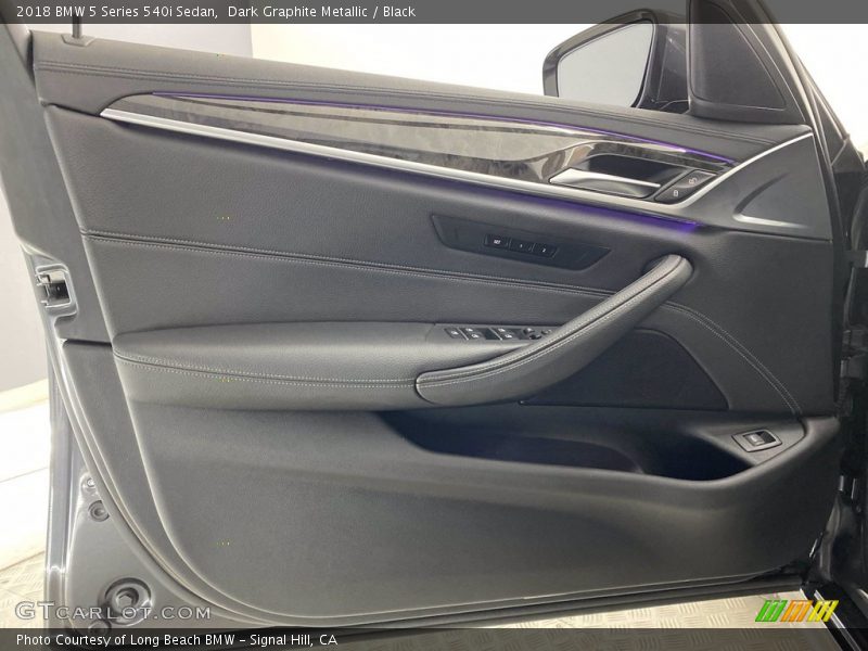 Dark Graphite Metallic / Black 2018 BMW 5 Series 540i Sedan