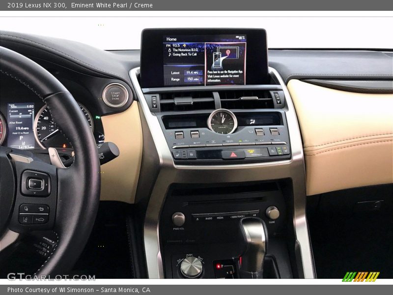 Eminent White Pearl / Creme 2019 Lexus NX 300