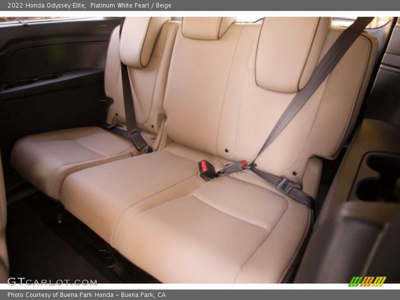 Platinum White Pearl / Beige 2022 Honda Odyssey Elite