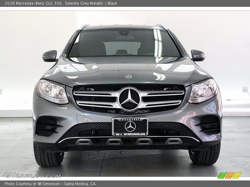 Selenite Grey Metallic / Black 2018 Mercedes-Benz GLC 300
