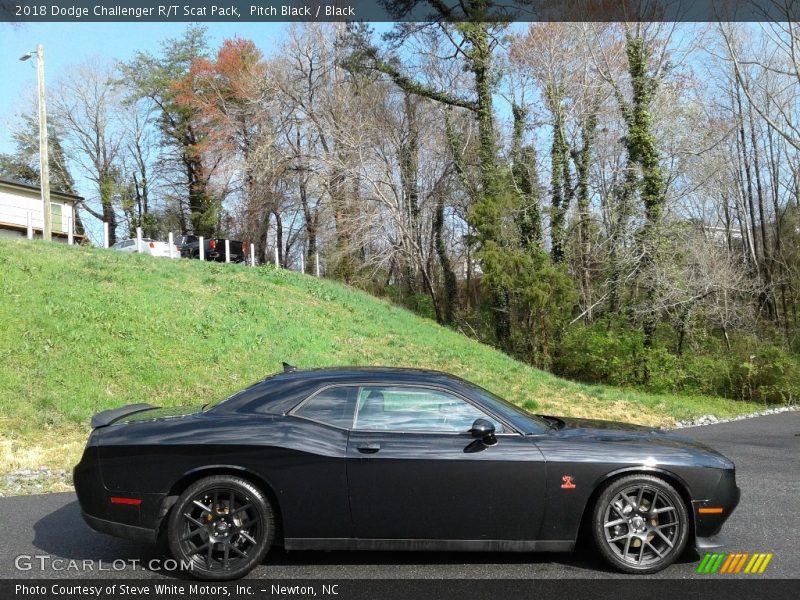 Pitch Black / Black 2018 Dodge Challenger R/T Scat Pack