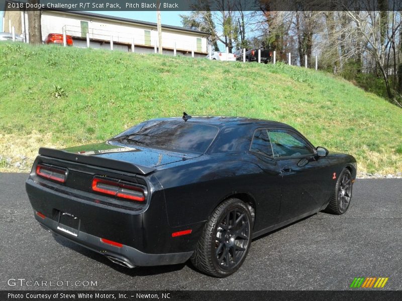 Pitch Black / Black 2018 Dodge Challenger R/T Scat Pack