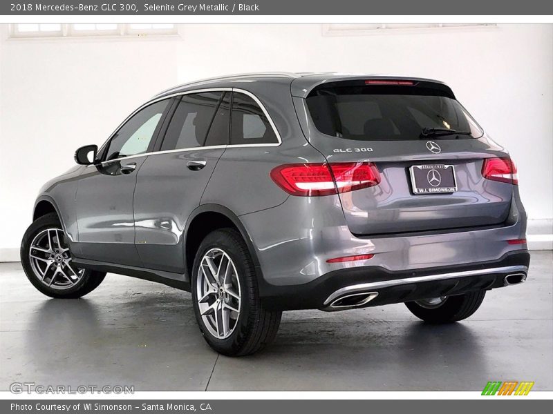 Selenite Grey Metallic / Black 2018 Mercedes-Benz GLC 300