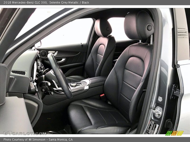 Selenite Grey Metallic / Black 2018 Mercedes-Benz GLC 300