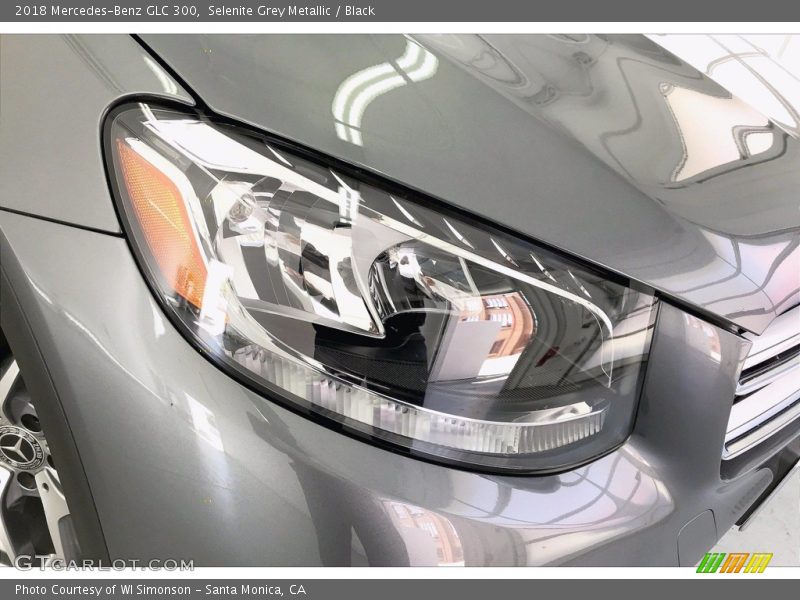 Selenite Grey Metallic / Black 2018 Mercedes-Benz GLC 300