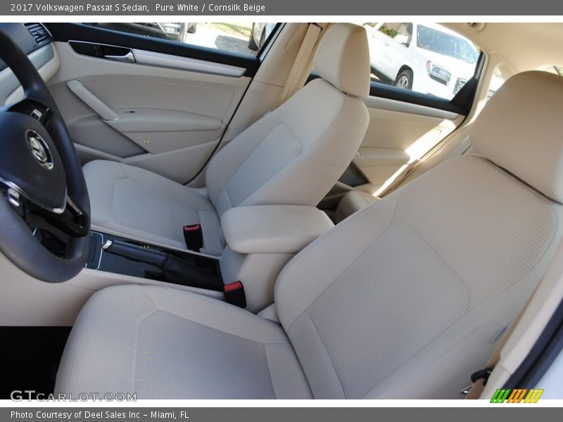 Pure White / Cornsilk Beige 2017 Volkswagen Passat S Sedan