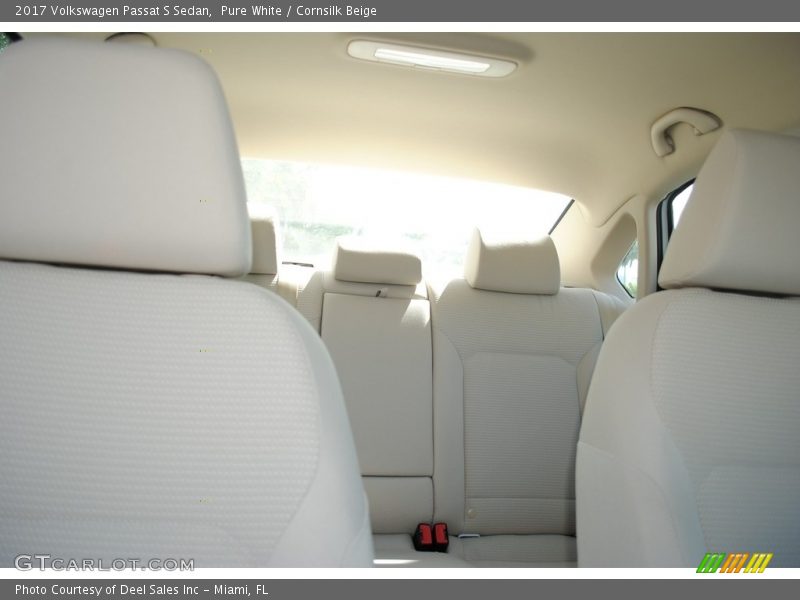 Pure White / Cornsilk Beige 2017 Volkswagen Passat S Sedan
