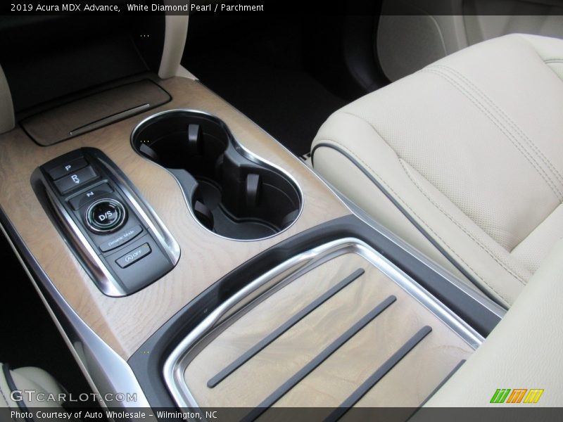 White Diamond Pearl / Parchment 2019 Acura MDX Advance