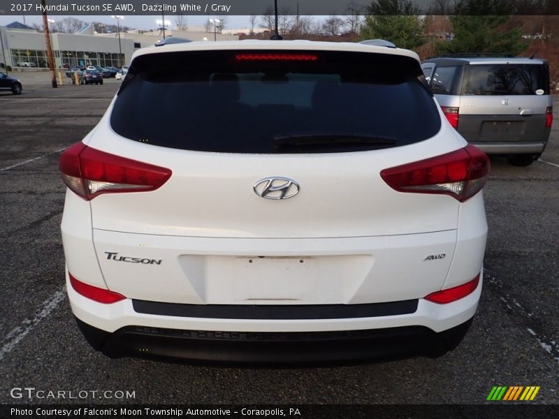Dazzling White / Gray 2017 Hyundai Tucson SE AWD