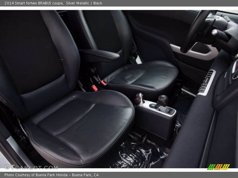 Front Seat of 2014 fortwo BRABUS coupe