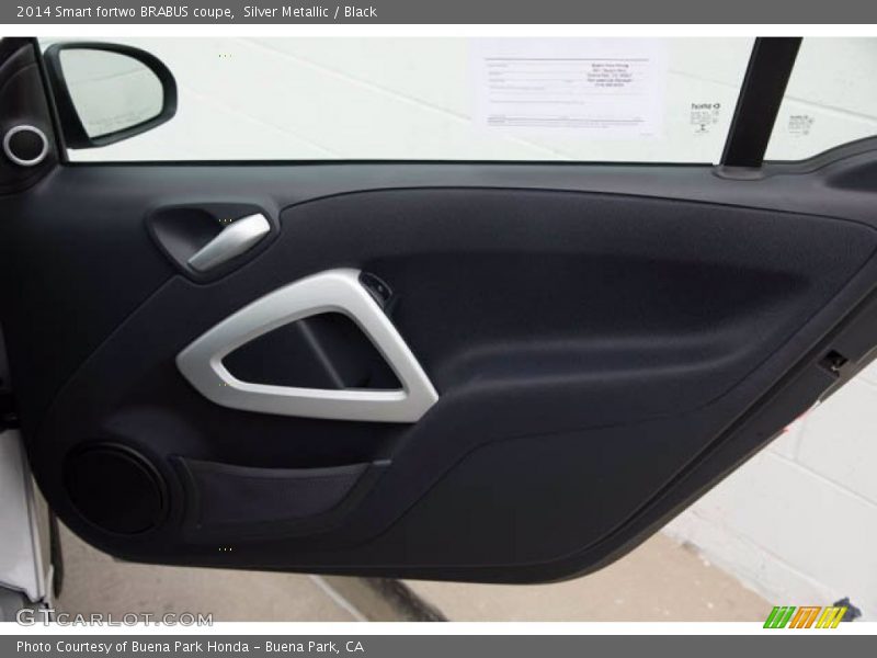 Door Panel of 2014 fortwo BRABUS coupe