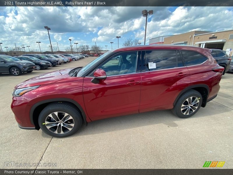 Ruby Flare Pearl / Black 2021 Toyota Highlander XLE AWD