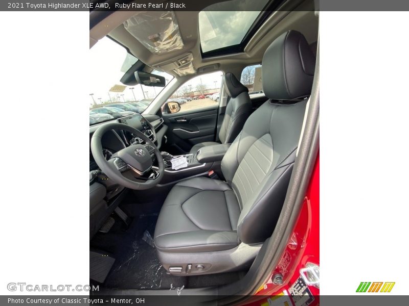 Ruby Flare Pearl / Black 2021 Toyota Highlander XLE AWD