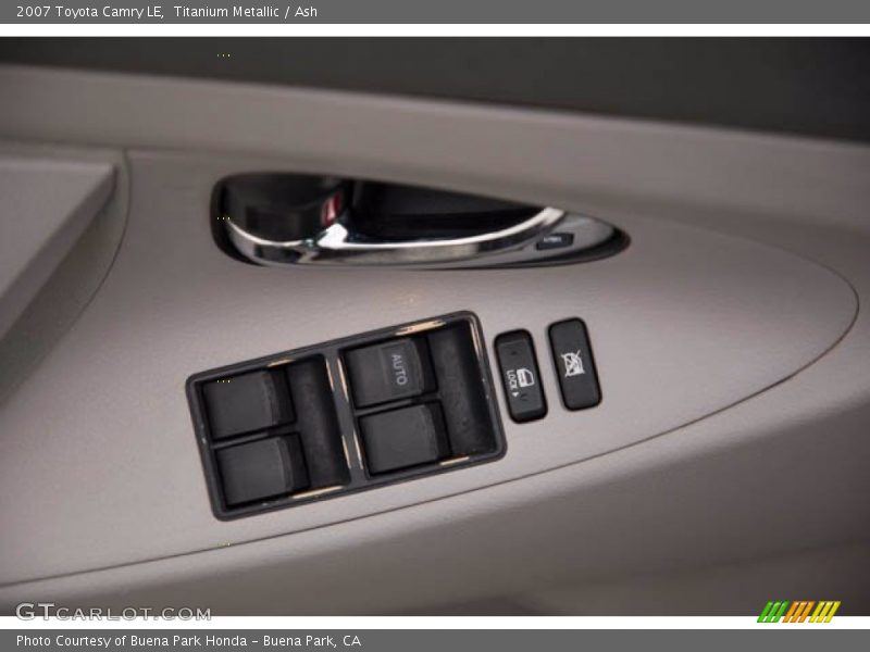 Titanium Metallic / Ash 2007 Toyota Camry LE