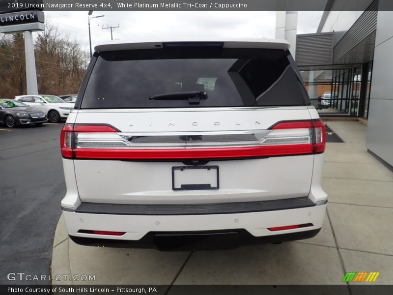 White Platinum Metallic Tri-Coat / Cappuccino 2019 Lincoln Navigator Reserve 4x4
