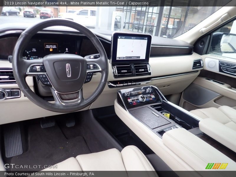  2019 Navigator Reserve 4x4 Cappuccino Interior