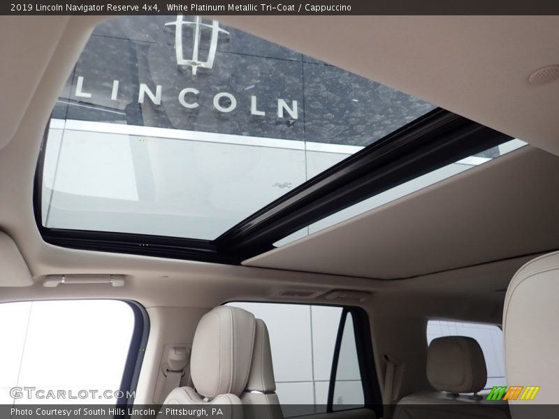 White Platinum Metallic Tri-Coat / Cappuccino 2019 Lincoln Navigator Reserve 4x4