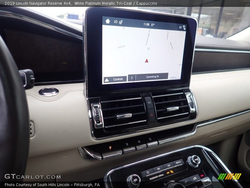 Navigation of 2019 Navigator Reserve 4x4