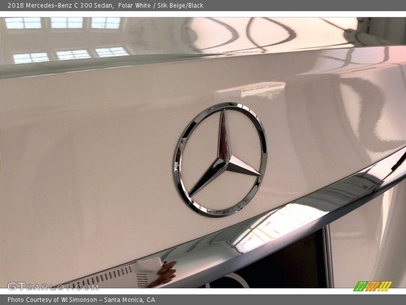 Polar White / Silk Beige/Black 2018 Mercedes-Benz C 300 Sedan