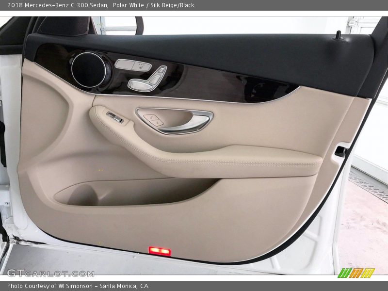 Polar White / Silk Beige/Black 2018 Mercedes-Benz C 300 Sedan