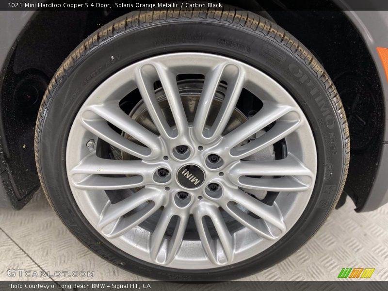 Solaris Orange Metallic / Carbon Black 2021 Mini Hardtop Cooper S 4 Door