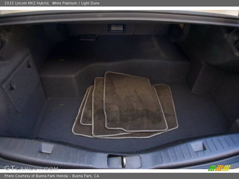 White Platinum / Light Dune 2015 Lincoln MKZ Hybrid