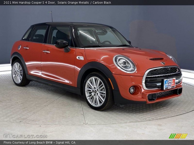 Front 3/4 View of 2021 Hardtop Cooper S 4 Door