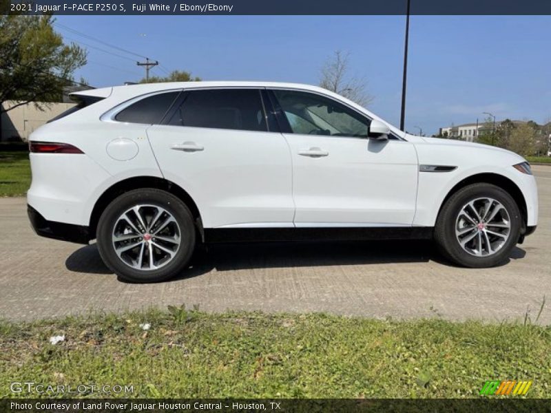 Fuji White / Ebony/Ebony 2021 Jaguar F-PACE P250 S