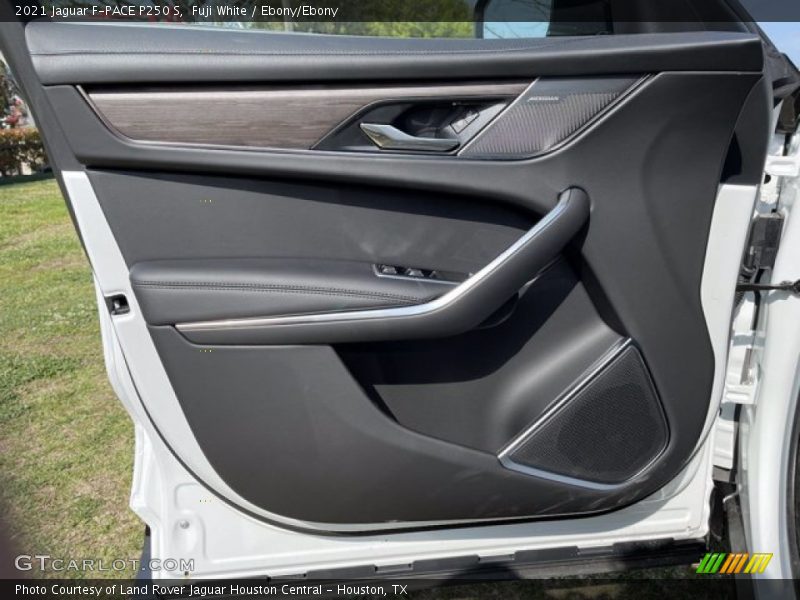 Fuji White / Ebony/Ebony 2021 Jaguar F-PACE P250 S