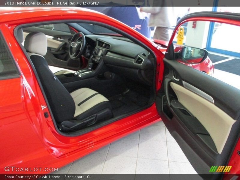 Rallye Red / Black/Gray 2018 Honda Civic LX Coupe