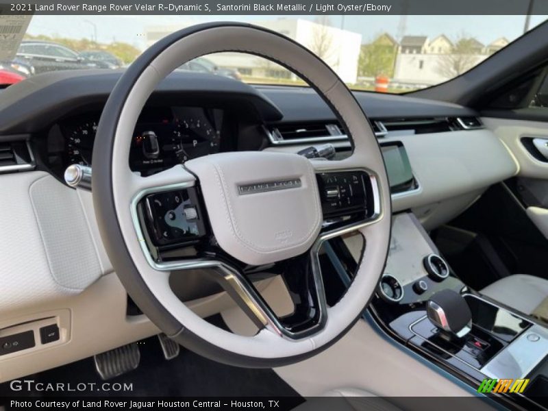 Santorini Black Metallic / Light Oyster/Ebony 2021 Land Rover Range Rover Velar R-Dynamic S