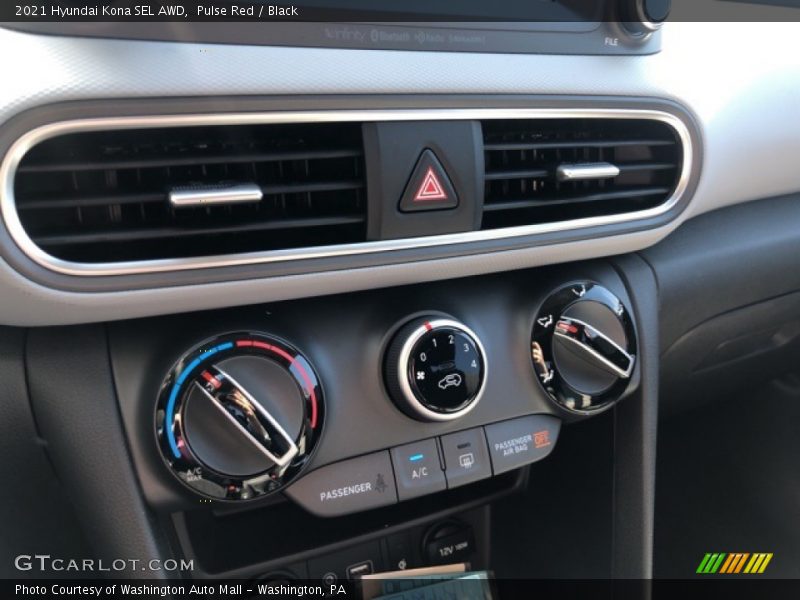 Pulse Red / Black 2021 Hyundai Kona SEL AWD