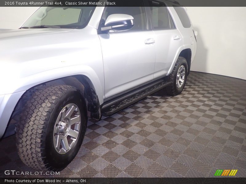 Classic Silver Metallic / Black 2016 Toyota 4Runner Trail 4x4