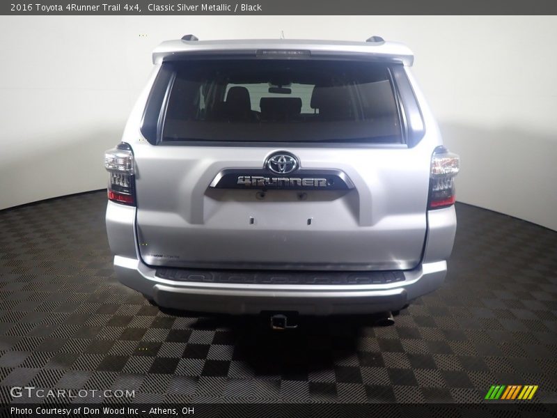 Classic Silver Metallic / Black 2016 Toyota 4Runner Trail 4x4