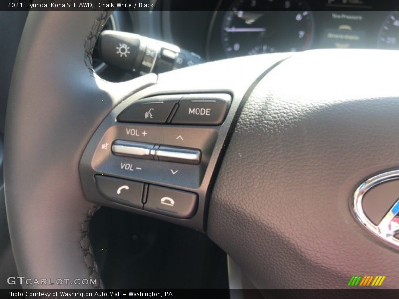 Chalk White / Black 2021 Hyundai Kona SEL AWD