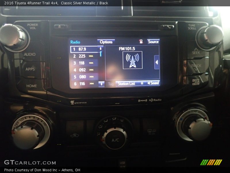 Classic Silver Metallic / Black 2016 Toyota 4Runner Trail 4x4