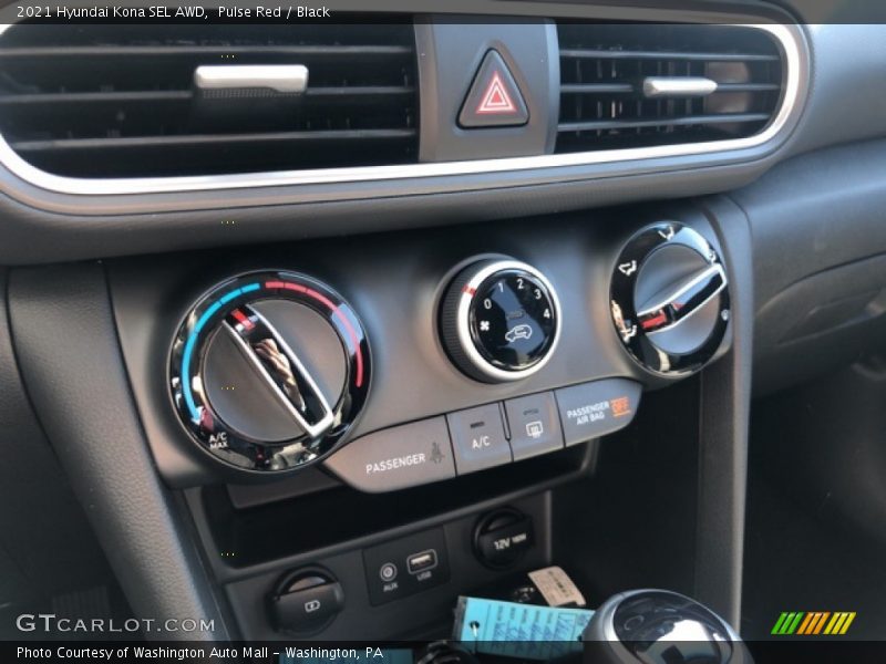 Pulse Red / Black 2021 Hyundai Kona SEL AWD