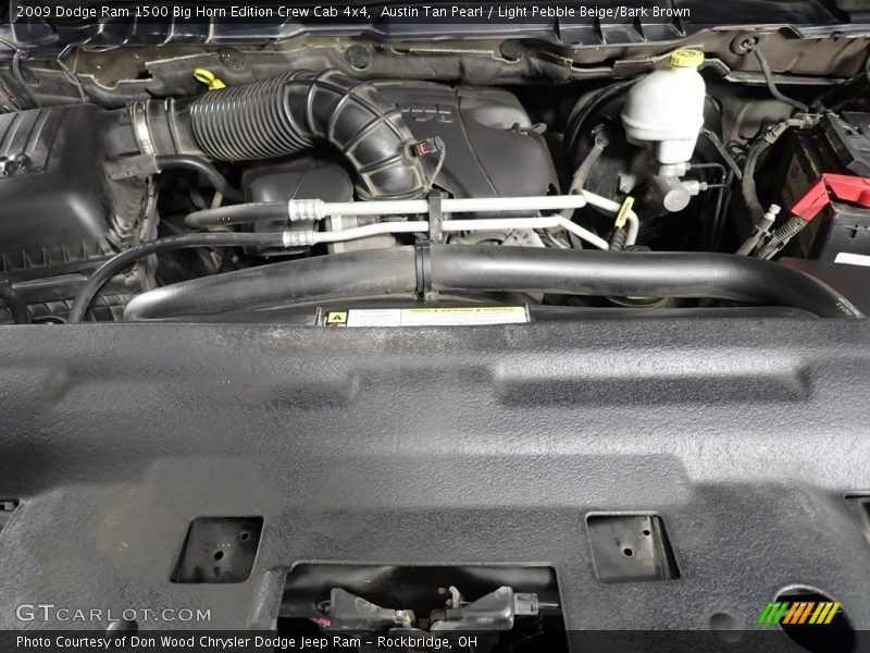 Austin Tan Pearl / Light Pebble Beige/Bark Brown 2009 Dodge Ram 1500 Big Horn Edition Crew Cab 4x4