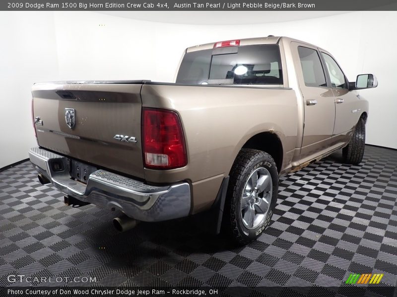 Austin Tan Pearl / Light Pebble Beige/Bark Brown 2009 Dodge Ram 1500 Big Horn Edition Crew Cab 4x4