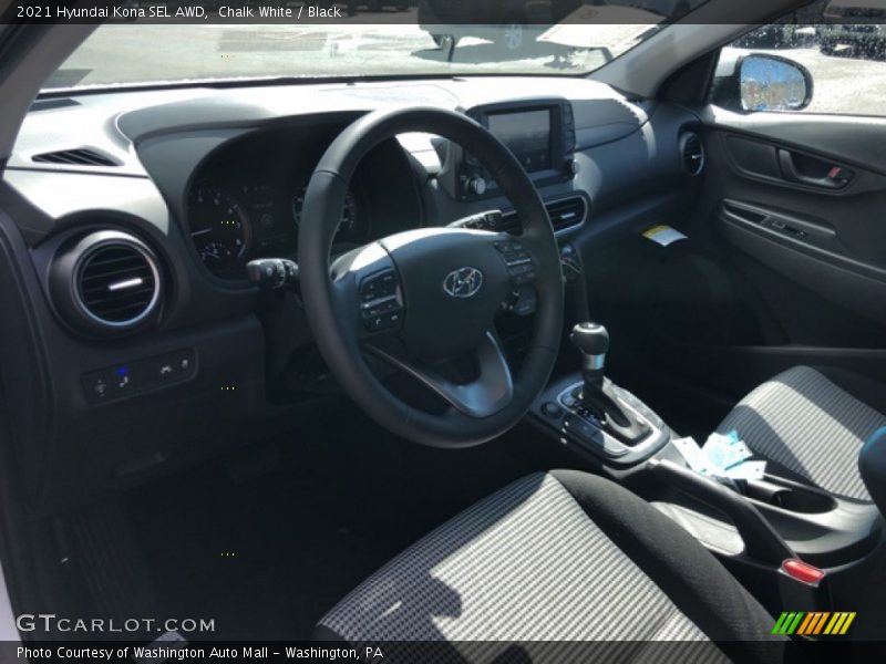 Chalk White / Black 2021 Hyundai Kona SEL AWD