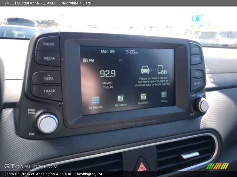 Chalk White / Black 2021 Hyundai Kona SEL AWD